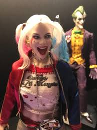 Harley quinn was created by paul dini and bruce timm to serve. Sideshow Hot Toys Harley Quinn Exclusive Figure Suicide Squad Margot Robbie Dc 1927123027