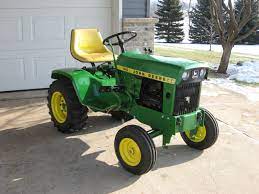 Integral mechanical disc brakes (in 1968), differential mechanical disc brakes (from 1969 to 1970) and. John Deere 140 Hp Tractor Price Specs Category Models List Prices Specifications 2021