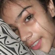 typing.... 🟢 Hallo You call me...