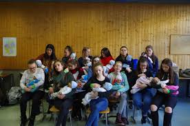 Das Babypuppen Projekt Geht In Die Nachste Runde Waldschule Eschweiler
