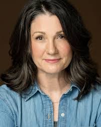 Meredith Clemons's Instagram, Twitter & Facebook