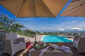Ferienhaus Toskana Mit Pool Und Hund Eingezaunt In 2020 Ferienhaus Toskana Ferienhaus Toskana Mit Pool Ferienhaus
