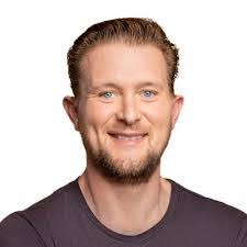 Stephanie Sprinkle's Instagram, Twitter & Facebook