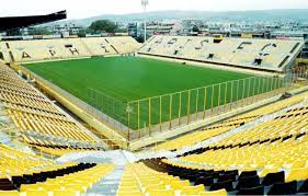 Το βράδυ τον άλκη και την παρέα του στην περιοχή της χαριλάου και αφού ρώτησαν ποια ομάδα υποστηρίζουν στην συνέχεια τους επιτέθηκαν. Kladeyontai Ta Dentra Sth Xarilaoy Enopsei Toy Ntermpi Ths Kyriakhs