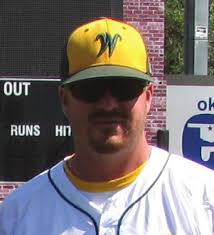 Baseball brochure.indd