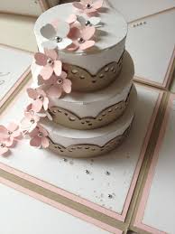 Anleitung Fur Die Torte In Meiner Explosionsbox Zur Hochzeit Hochzeitstorte Basteln Torten Basteln Explosionsbox