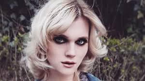 Gntm hat ja wieder angefangen, es liefen ja erst 3 oder 4 folgen aber bisher finde ich es unfassbar langweilig, ihr auch und weshalb könnte das so morgen kommt das umstyling, wo auch einige mädchen die nerven verlieren und viele tränen fließen werden. Schlimmste Frisur Lucy Mochte Ihr Gntm Umstyling Nicht Promiflash De