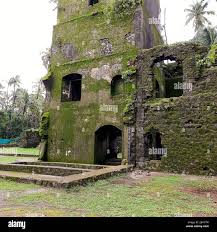 Ruins of Revdanda fort near Alibag ...