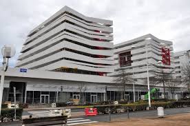 Christian Larroque Architectes Associes Le Col Anglet Architecture 105 Logements Commerces Http Www Chris Ecole Architecture Architecte Architecte Dplg