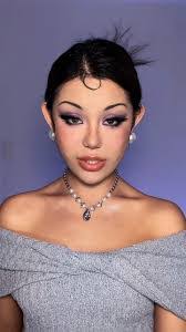 Mandy Perez's Instagram, Twitter & Facebook