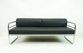 Each of these unique bauhaus fabrics was constructed with extraordinary care, often using fabric, metal and chrome. 2 Jahre Zeitloses Bauhaus Sofa Erneut Vorratig Originale Bauhaus Mobel Sessel Stuhl Sofa Lampe Von Ferdinand Christall