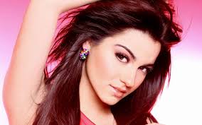Maite perroni beorlegui (born march 9, 1983) is a mexican actress, singer, songwriter and producer, who is best known for starring in the mexican telenovela rebelde and the netflix' series dark desire. Download Latest Hd Wallpapers Of Games Maite Perroni