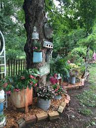 20 Beautiful Summer Garden Decor Ideas For Your Kids Trenduhome Diy Garden Decor Garden Yard Ideas Summer Garden
