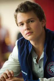 Tommy Ross's Instagram, Twitter & Facebook