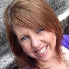 Janis Bates's Instagram, Twitter & Facebook