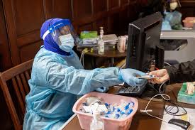 Penn Medicine Teams with West Philadelphia Skills Initiative, Hires 50  Laboratory Assistants for COVID-19 Testing Efforts