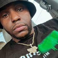 Deja Kelley's Instagram, Twitter & Facebook