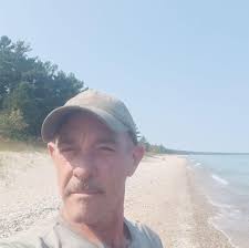 😄 . . . . . . . #Netflix #jenniferlopez #alexandradaddario #AngelinaJolie  #MeganFox #margotrobbie #chrisevans #ChristianBale #AnneHathway #BrieLarson  #ScarlettJohansson #elizabetholsen #JenniferLopez #JenniferAniston  #JenniferLawrence #priyankachopra ...