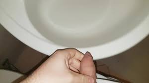 流しで小便をする少年のプライベート