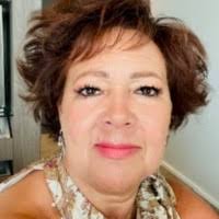 40+ "Linda Elliott" profiles