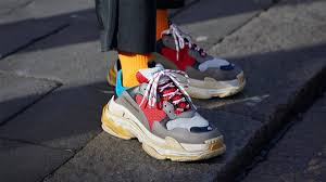 Street style voyeurs won't have any choice but to glare longingly at the shoes on your feet. 7kmrpriuyoocwm