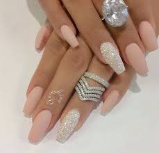 Coffin Black And Clear Nails Diy Glitter Nails Sliver Pink Clear Gold Short White Coffin Summer Black Champagne Tips Neutral Glitter Nails Gel Luxury Nails Matte Nails Design Bling Nails