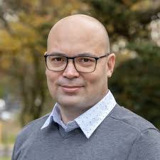 Manuel Garces's Instagram, Twitter & Facebook