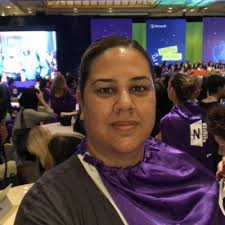 Lynette Hay (@Niuhayan)