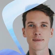 Oliver Horton's Instagram, Twitter & Facebook