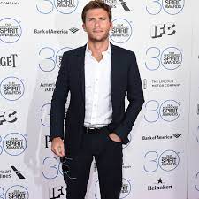 Его самая младшая дочь морган иствуд родилась в 1996 году. Sohn Von Hollywood Ikone Clint Eastwood Scott Eastwood Mama Verbietet Hochzeit News De