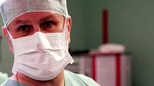 Docs auf Schicht: Neurochirurgie: OPs an Gehirn und Wirbelsäule