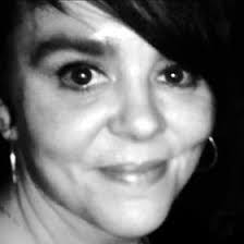 Candace Courtney's Instagram, Twitter & Facebook