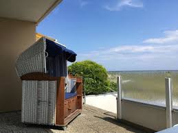 Neptun löst auf, vernebelt, verwirrt, da wäre es gut vorsichtig zu sein was das selbst verdiente geld angeht. Orx420ke3dbmcm
