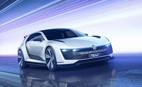 Volkswagen Golf Gte Concept Pictures Photo Gallery Car And Driver Volkswagen Golf Volkswagen Concept Cars