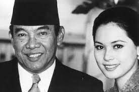 ▻ kisah dari soekarno atau bung karno, presiden ri pertama ini tidak pernah selesai untuk dibahas, kali ini. Gemparkan Jagat Tiktok Paranormal Ini Bersaksi Bahwa Ir Soekarno Masih Hidup Hingga Ngaku Bisa Pertemukan Siapapun Hanya Dengan Satu Syarat Ini Semua Halaman Pop Grid Id