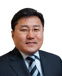 Suk-Joo (Michael) Han