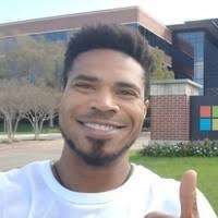 100+ perfis com “Harvey”