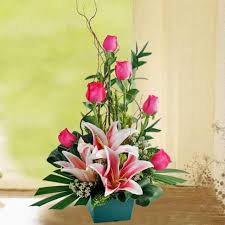 Pink Roses Lilies Mother S Day Secretary Flowers Delivery Ikebana Flower Arrangement Flower Arrangements Fresh Flower Delivery