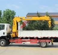 Buy ISUZU ELF 4x4 Truck Mounted crane with factory direct ...