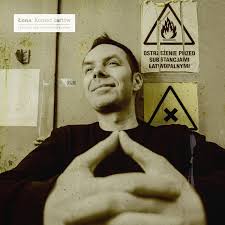 Łona i webber od 20 lat reprezentują szczecin na muzycznej mapie, wielokrotnie poruszając jego łona i webber przedstawiają drugi singiel: Lona I Webber Koniec Zartow 2lp