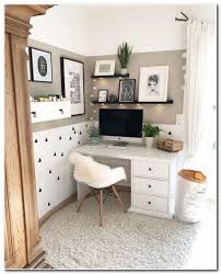53 Stunning Simple Bedroom Decor Ideas In 2020 Simple Bedroom Decor Home Office Decor Home Office Design
