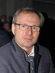 Wolfgang Klinger (Politiker)