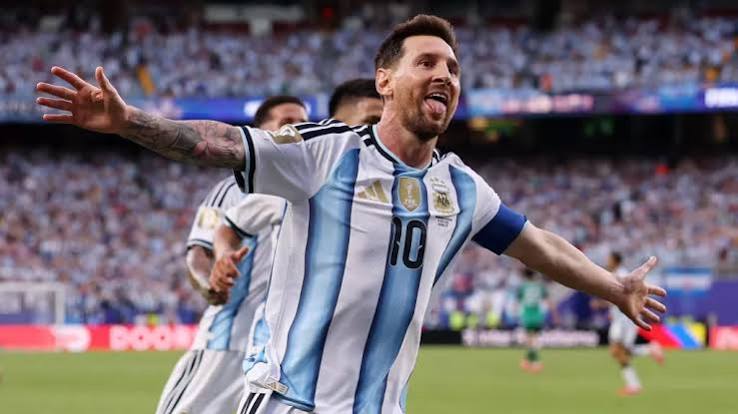 Messi anuncia fim de 20 anos na Sele&ccedil;&atilde;o Argentina hoje