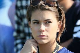 She is married to her longtime boyfriend turned husband jordan speith. Jordan Spieth S Wife Annie Verret Wiki Wedding Kids Instagram Hot Pictures 2021 Must Read Before You Buy