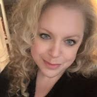 Julie Branham's Instagram, Twitter & Facebook