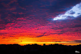 Subiectul operei este de natură istorică, delavrancea fiind profund pasionat de explorarea trecutului istoric al țării noastre. Galerie Foto Apusul Soarelui De Joi Seara In BucureÈ™ti Devenit Viral Pe Internet