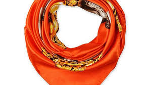 Stradivarius mono polka dot satin neck scarf. How To Sleep On Short Hair And Not Wake Up With A Hair Flip