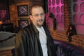 Examples of this include things like this person deserves more views, not enough people have seen this person's videos, or show this person some love. giveaways also fall under this rule. Video Games And Letterman Howard Stern