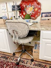 Watch in hdi intended to show you how i transformed the furniture in my room. Diy Office Chair Our Southern Home