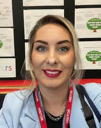 Victoria Wilkinson's Instagram, Twitter & Facebook